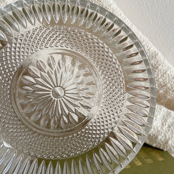 Crystal Catch All Dish - Picture 3 of 5